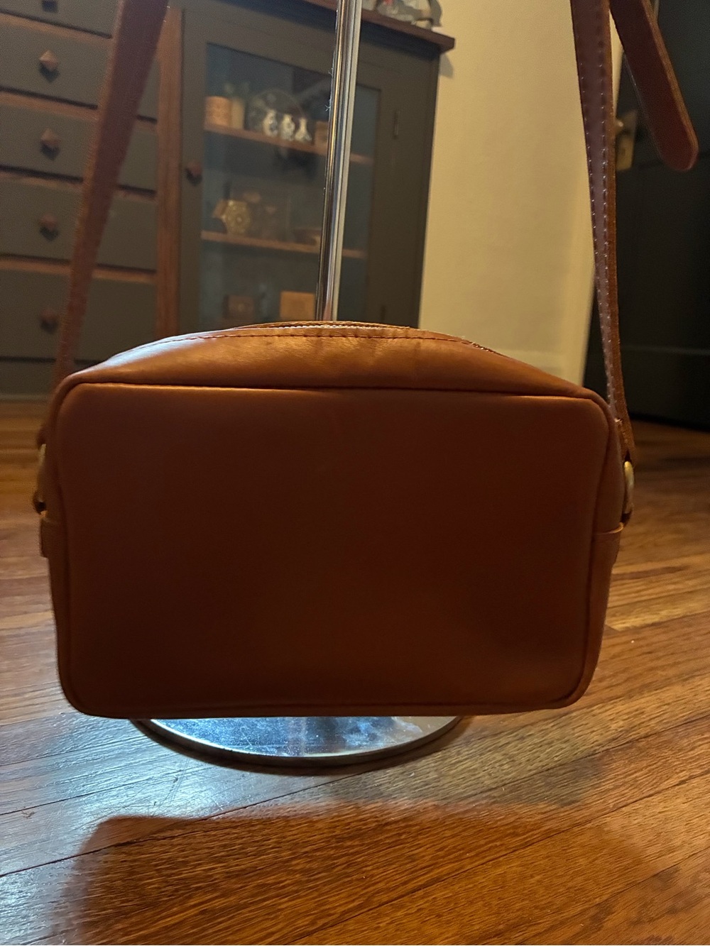 Portland Leather Goods “Large” Camera Bag Purse in “Honey” - Picture 2 of 8